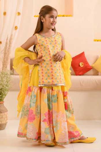Buy_Jhambthreads_Pink Georgette, Net Embroidery, Printed Floral Kurta Sharara And Dupatta Set _at_Aza_Fashions