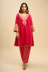 Buy_Sheetal Batra_Red Embroidery, Zari V-neck, Yes Niyah Kurta And Pant Set _at_Aza_Fashions