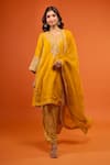 Buy_Sheetal Batra_Yellow Embroidery V-neck, Yes Niyah Kurta Set _at_Aza_Fashions