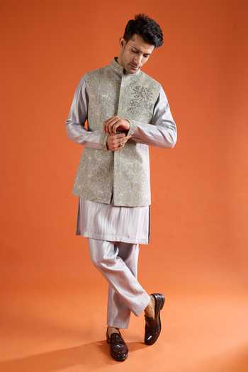 Buy_Qbik_Green Animal Print Bundi And Kurta Set 