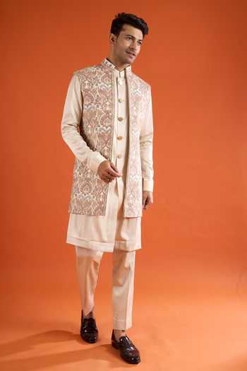 Shop_Qbik_Ivory Embroidery Floral Bundi And Kurta Set 