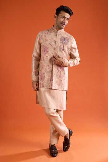 Buy_Qbik_Pink Embroidery Tropical Thread Bundi Set _at_Aza_Fashions