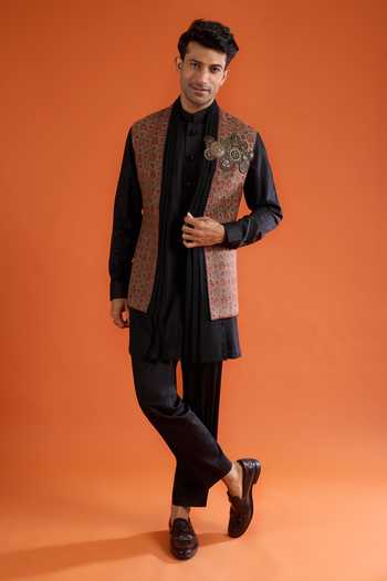 Buy_Qbik_Multi Color Zari Embroidered Bundi And Kurta Set _at_Aza_Fashions