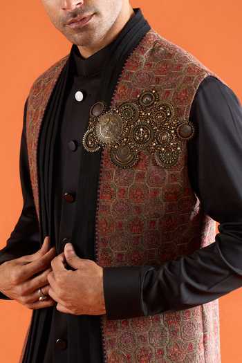 Buy_Qbik_Multi Color Zari Embroidered Bundi And Kurta Set 