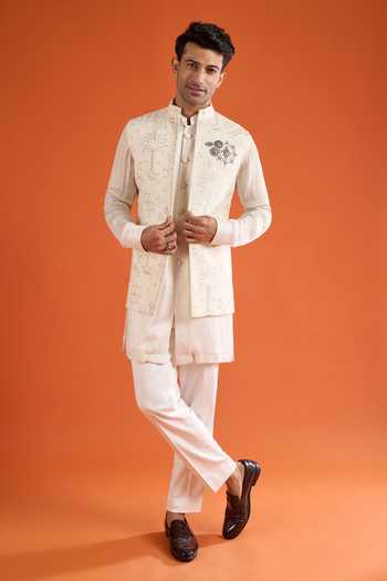 Buy_Qbik_Ivory Embroidery Thread Work Bundi And Kurta Set _at_Aza_Fashions