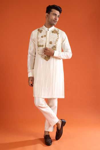 Buy_Qbik_Ivory Embroidery, Sequins, Zari Placement Kurta Set _at_Aza_Fashions