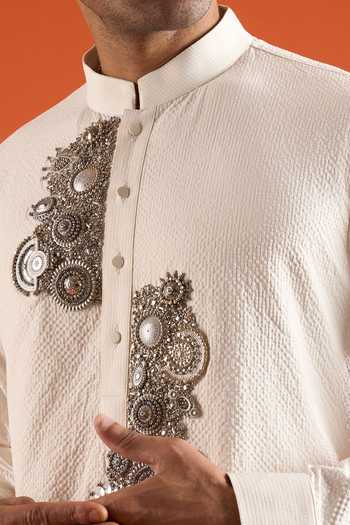 Buy_Qbik_Ivory Sequins, Beads, Pearls, Stones, Mirrors Embellished Kurta Set 