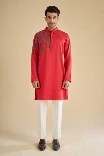 Buy_Qbik_Red Sequins Geometric Pattern Straight Kurta And Pant Set _Online_at_Aza_Fashions