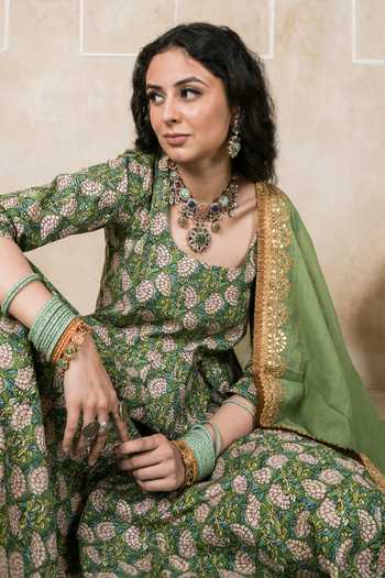 Buy_Gulabo Jaipur_Green Cotton, Cambric Gota Patti Scoop Neck Leela Block Print Anarkali Set _Online_at_Aza_Fashions