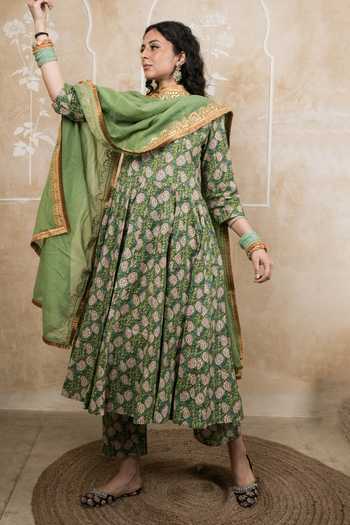 Buy_Gulabo Jaipur_Green Cotton, Cambric Gota Patti Scoop Neck Leela Block Print Anarkali Set _at_Aza_Fashions
