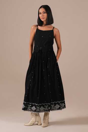 Shop_Indigo Dreams_Black Cotton Square Neck Handwoven Jamdani Midi Dress And Belt Set _Online_at_Aza_Fashions