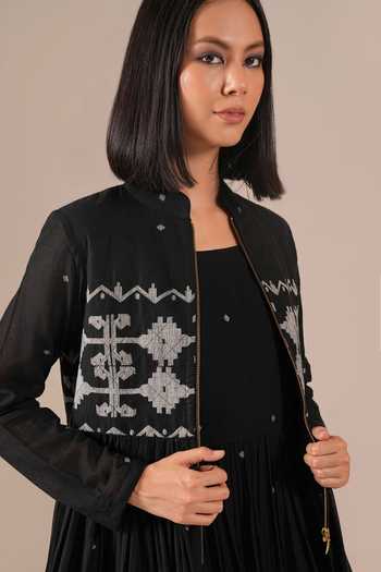 Indigo Dreams_Black Cotton Square Neck Handwoven Jamdani Dress And Jacket Set 