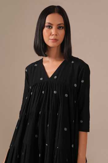 Shop_Indigo Dreams_Black Cotton V-neck Handwoven Jamdani Dress _Online_at_Aza_Fashions