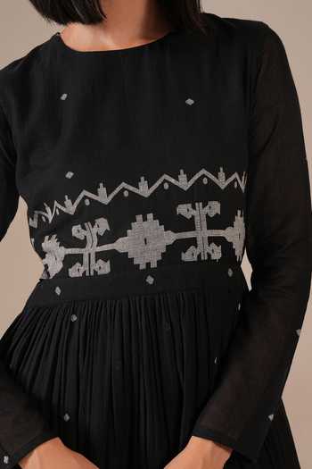 Shop_Indigo Dreams_Black Cotton Round Neck Handwoven Jamdani Midi Dress _Online_at_Aza_Fashions