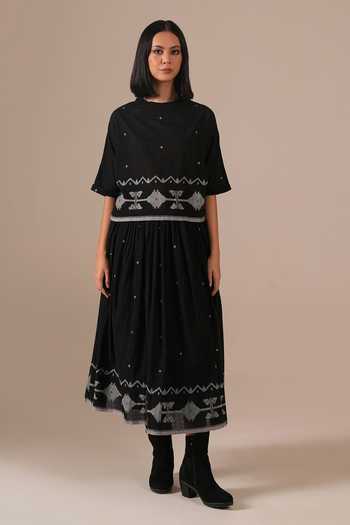Indigo Dreams_Black Cotton Round Neck Handwoven Jamdani Top And Skirt Set _at_Aza_Fashions