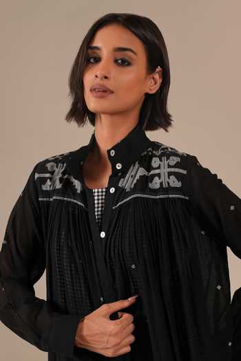 Buy_Indigo Dreams_Black Cotton Embroidery Mandarin Collar, Square Neck Handwoven Jamdani Dress Set 