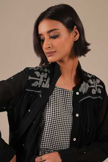 Buy_Indigo Dreams_Black Cotton Embroidery Mandarin Collar, Square Neck Handwoven Jamdani Dress Set _Online