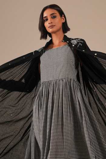 Indigo Dreams_Black Cotton Embroidery Mandarin Collar, Square Neck Handwoven Jamdani Dress Set 