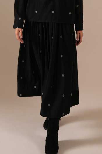 Indigo Dreams_Black Cotton Mandarin Collar Handwoven Jamdani Top With Skirt _Online_at_Aza_Fashions