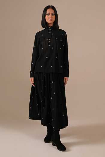 Buy_Indigo Dreams_Black Cotton Mandarin Collar Handwoven Jamdani Top With Skirt _at_Aza_Fashions