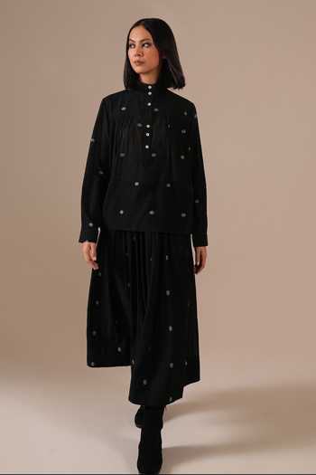 Shop_Indigo Dreams_Black Cotton Mandarin Collar Handwoven Jamdani Top With Skirt _Online_at_Aza_Fashions