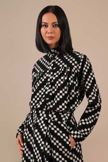 Indigo Dreams_Black Cotton High Neck Handwoven Ikat Top With Skirt 