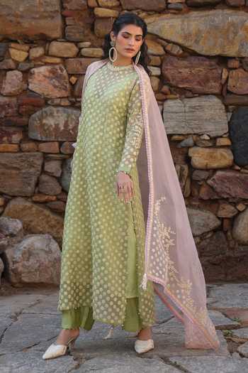 Buy_Label Niti Bothra_Green Silk, Organza, Tencel Embroidery, Pearls Round Neck Aari Dori Kurta Set 