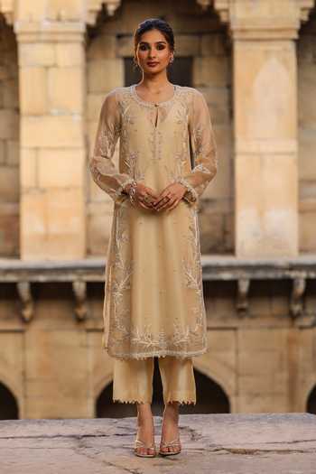 Label Niti Bothra_Beige Silk, Organza, Tencel Pearls Round Neck, Yes Floral Embroidered Kurta Set _Online_at_Aza_Fashions