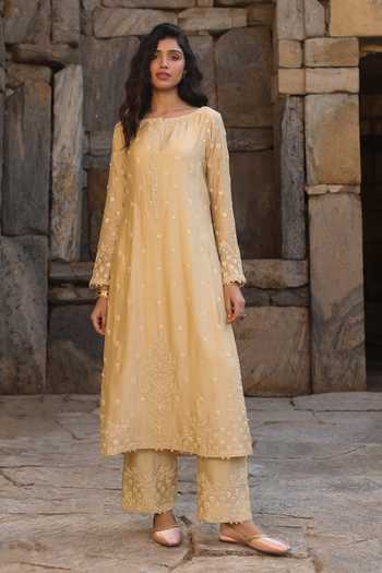 Buy_Label Niti Bothra_Beige Silk, Modal, Organza Pearls Round Neck Dori Embroidered Kurta Set 