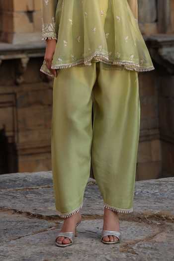 Label Niti Bothra_Green Silk, Organza, Tencel Pearls Shawl Neck, Yes Resham Embroidered Kurta Set _Online_at_Aza_Fashions