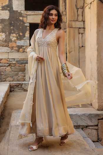 Label Niti Bothra_Ivory Silk, Modal, Organza Pearls, Applique, Embroidery V-neck Anarkali Set _Online