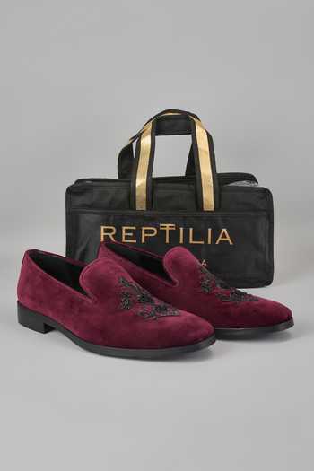 Buy_SALIL BHATIA_Wine Embroidery Velvet Dabka Hand Loafers _Online_at_Aza_Fashions