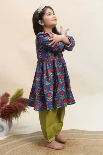 Kalp_Blue Cotton Bluebell Bloom Print Kurta And Pant Set _Online_at_Aza_Fashions
