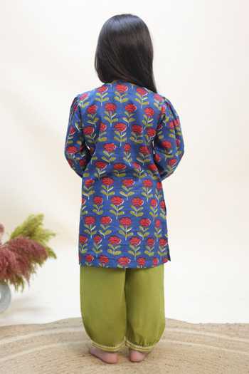 Shop_Kalp_Blue Cotton Bloom And Billow Print Kurta Set _at_Aza_Fashions