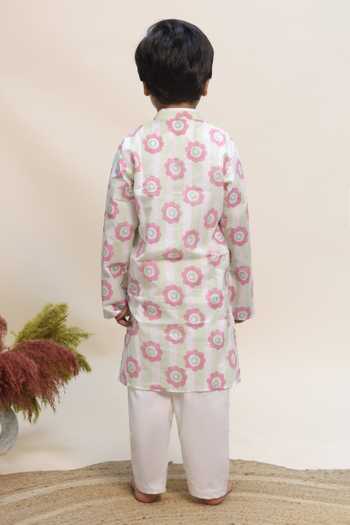 Shop_Kalp_White Cotton Peppermint Petal Print Kurta Set _at_Aza_Fashions
