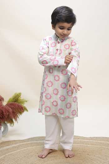 Shop_Kalp_White Cotton Peppermint Petal Print Kurta Set _Online_at_Aza_Fashions