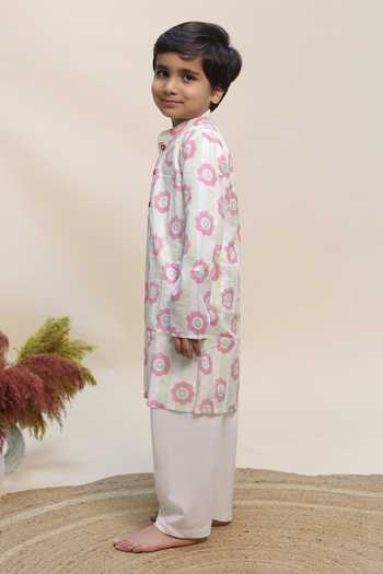 Kalp_White Cotton Peppermint Petal Print Kurta Set _at_Aza_Fashions
