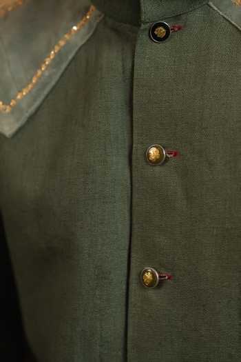 Buy_Gaurav katta_Green Linen Zardozi Embroidered Bandhgala _Online