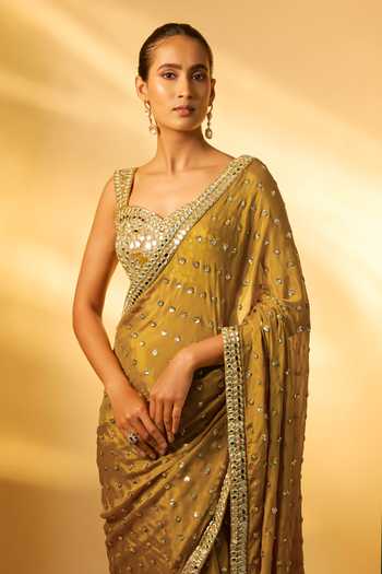 Buy_Vana Ethnics_Gold Crepe, Chinon Sequins, Mirrors Sweetheart Neck Saree And Blouse Set _Online_at_Aza_Fashions
