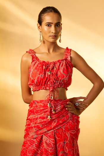 Buy_Vana Ethnics_Red Crepe, Chiffon Embroidery, Sequins Floral Print Pre-draped Saree Set _Online_at_Aza_Fashions