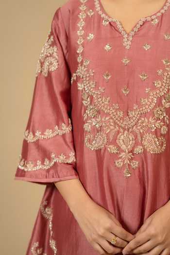 Buy_Gaurav katta_Pink Silk, Chanderi Embroidery Split V-neck, Yes Kurta And Pant Set 