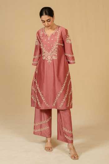 Buy_Gaurav katta_Pink Silk, Chanderi Embroidery Split V-neck, Yes Kurta And Pant Set _Online