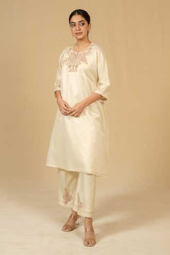 Shop_Gaurav katta_Ivory Silk, Chanderi Embroidery Round Neck, Yes Kurta And Pant Set 