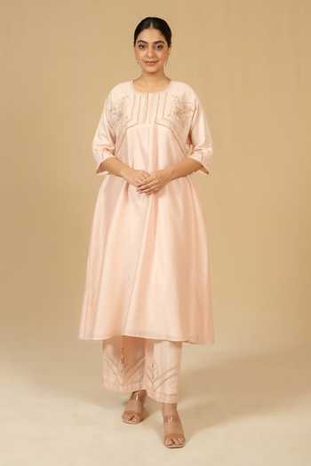 Buy_Gaurav katta_Pink Silk, Chanderi Embroidery Round Neck, Yes Straight Kurta And Pant Set _at_Aza_Fashions