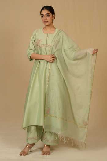 Buy_Gaurav katta_Green Silk, Chanderi Embroidery Square Neck Kurta And Pant Set 
