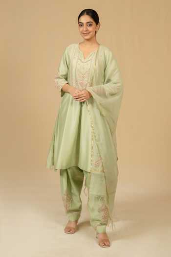 Buy_Gaurav katta_Green Silk, Chanderi Embroidery V-neck Kurta And Pant Set _at_Aza_Fashions