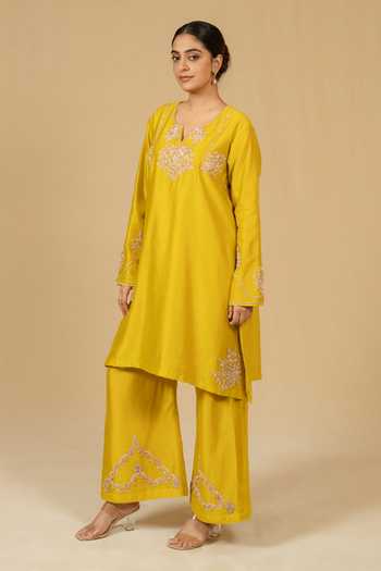Gaurav katta_Yellow Silk, Chanderi Embroidery V-neck, Yes Kurta And Pant Set _at_Aza_Fashions