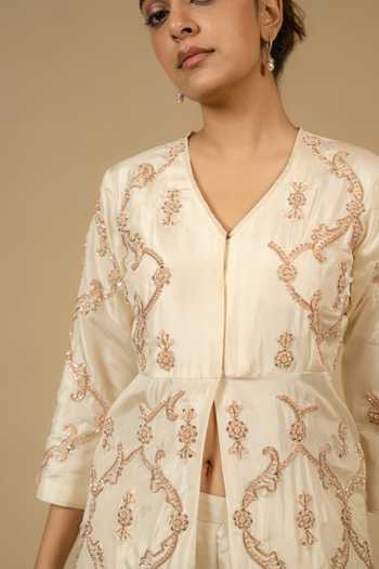 Shop_Gaurav katta_Ivory Silk, Chanderi Embroidery, Zari V-neck, Yes Kurta And Pant Set _Online_at_Aza_Fashions