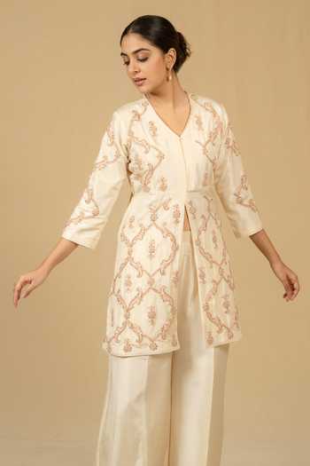 Gaurav katta_Ivory Silk, Chanderi Embroidery, Zari V-neck, Yes Kurta And Pant Set _at_Aza_Fashions