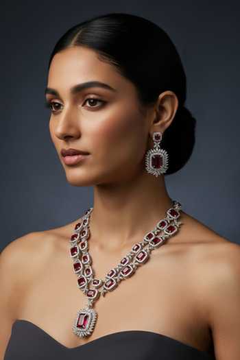 Buy_Minaki_Red Stones Geometric Embellished Necklace Set _at_Aza_Fashions